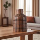 Ver imagem 2 de Vaso Decorativo em Resina Estilo Madeira Marrom 17,5cm