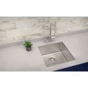 Ver imagem 2 de Cuba Tramontina Quadrum Undermount em Aço Inox com Acabamento Scotch Brite 34 U 34x40 Cm Tramontina