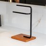 Suporte Porta Toalha de Rosto Duplo para Bancada de Banheiro Base de Madeira - ÉdeCasaMóveis                                                    - 7