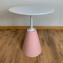 Ver imagem 3 de Mesa de Apoio Cone Velt Redonda 60 Cm Tampo Laca Branca Base Rosa Tampo Laca Branca Base Rosa Person