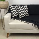 Ver imagem 2 de Kit 1 Manta para Sofá 2,40 X 1,80 + 2 Capas de Almofada Cor:preto-preto