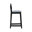 Ver imagem 3 de Banqueta Gabi Madeira Maciça Encosto C- Telinha C- 68cm Altura - Preto Assento Estofado Linho Cinza