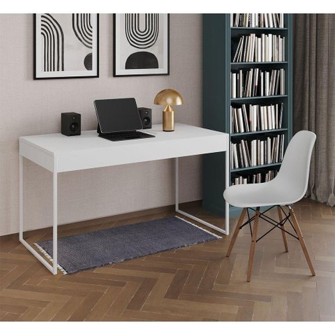 Mesa De Escritório Industrial Branca 137X53Cm Base Ferro Branco Com 1 Cadeira Branca