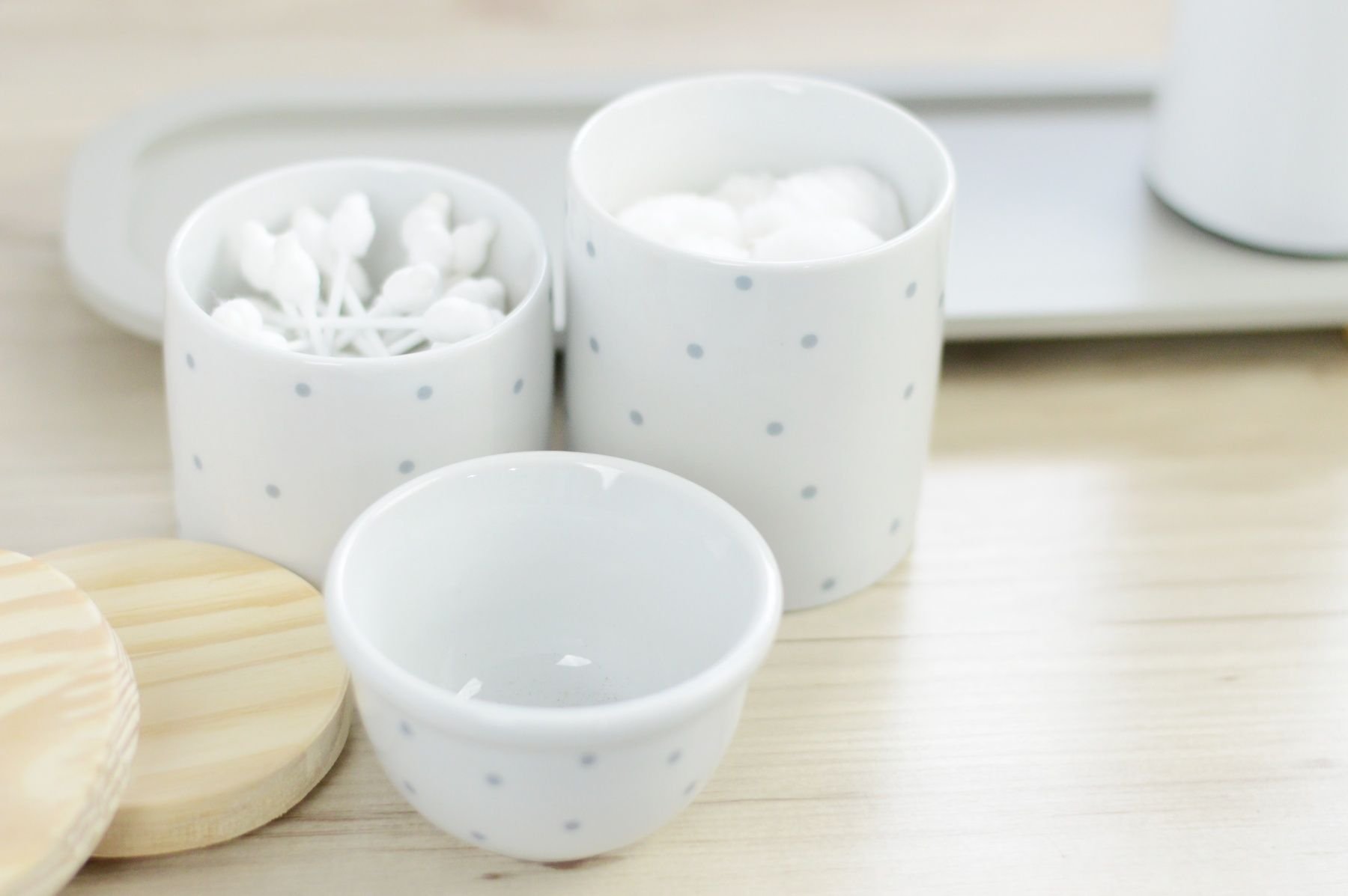 Kit Higiene Porcelana Bebê Poá Cinza Térmica Bandeja K114 - 3