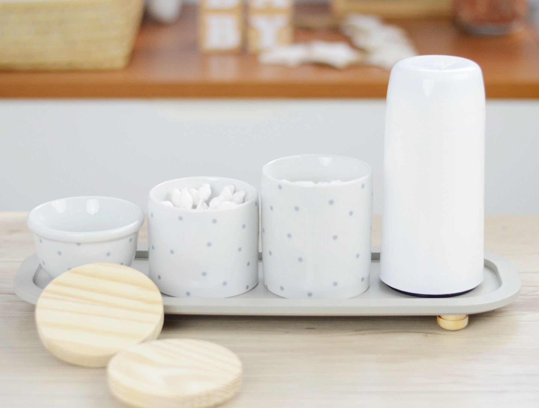 Kit Higiene Porcelana Bebê Poá Cinza Térmica Bandeja K114 - 4
