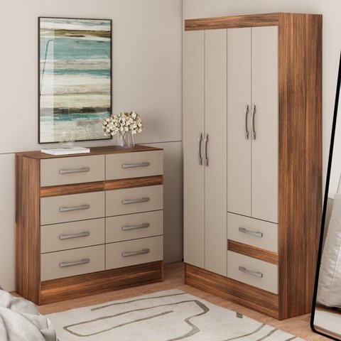 Guarda-roupa 4 Portas e 2 Gavetas e Cômoda 8 Gavetas