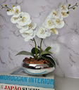 Ver imagem 1 de Arranjo Com 2 Orquídeas Branca Vaso Prata 22cm