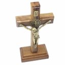 Ver imagem 2 de Crucifixo de Parede e Mesa Cristo Metal São Bento Dourado 12 cm
