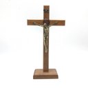 Ver imagem 1 de Crucifixo de Mesa São Bento Madeira Clara 23 cm