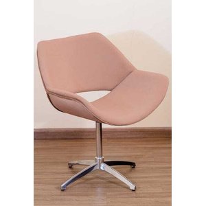 Poltrona Decorativa Vazada Pé Giratório de Alumínio:rosa