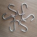 Ver imagem 2 de Kit 24 Ganchos Multiuso para Barra Toalha Utensílios Cromado Organizador Aço Cozinha Roupas
