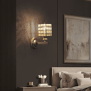 Ver imagem 2 de Arandela Metal Dourado e Cristal Quadrada 1e27 15cm
