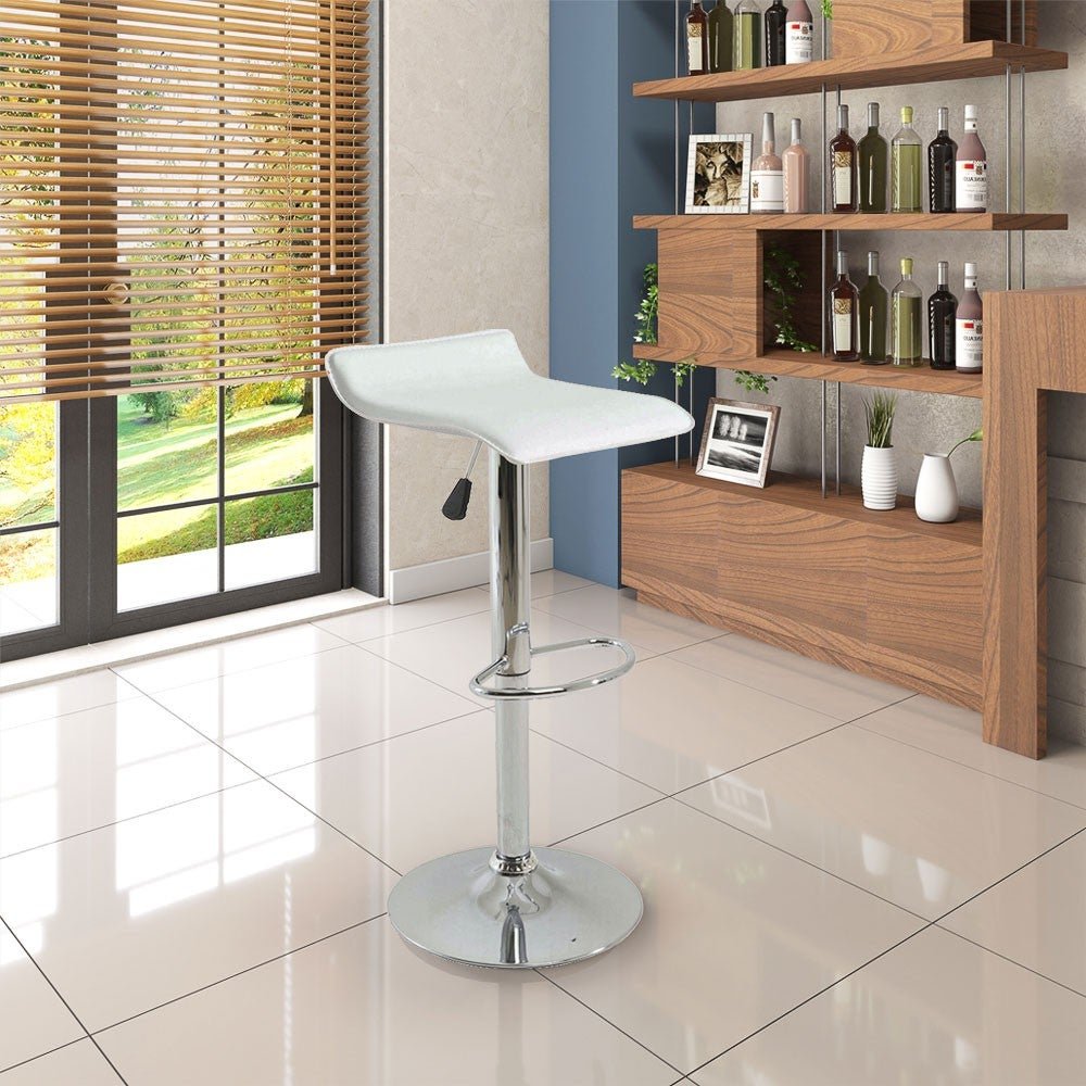 Kit 5 Banquetas Decorativas Sala e Escritório Verity PU Branca - Gran Belo - 5
