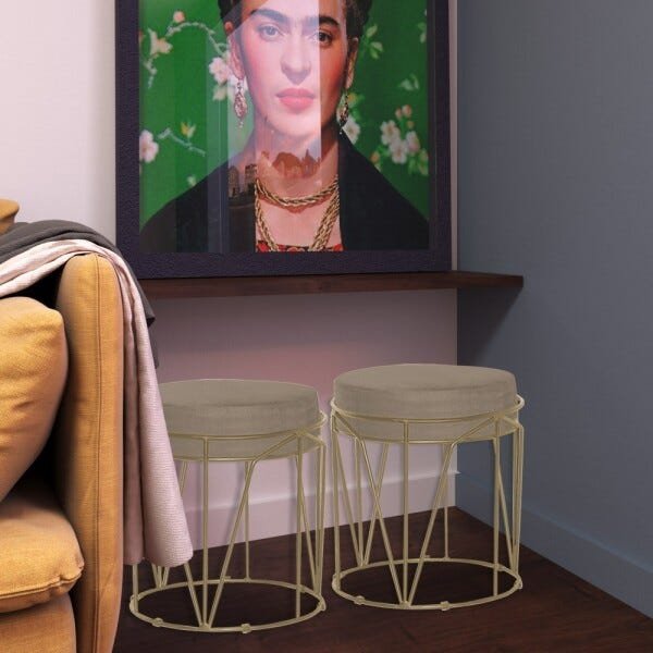 Puff Decorativo Sala de Estar Base Gold Chloe Suede Cappuccino - Gran Belo - 6