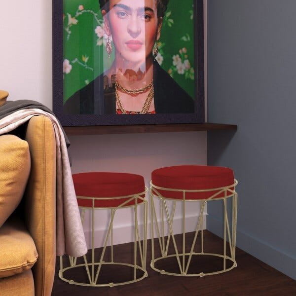 Puff Decorativo Sala de Estar Base Gold Chloe Veludo Vermelho - Gran Belo - 6