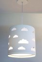 Ver imagem 2 de LUSTRE INFANTIL PENDENTE NUVENS RECORTES CINZA 25X25