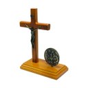 Ver imagem 4 de Crucifixo de Mesa com Medalha Sagrada Família 20 Cm