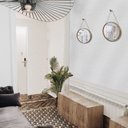 Ver imagem 3 de Espelho Decorativo Adnet Marrom Alça Corrente Cromada 30 cm Redondo 30 cm