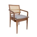 Ver imagem 1 de Cadeira de Madeira com Assento Sobreposto Estofado. Encosto em Tela Sextavada com Braço