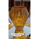 Ver imagem 1 de Vaso Vidro Lapidado Detalhe Triangulos Amarelo Escuro 18x18x24c