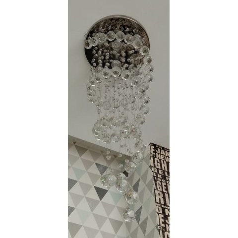 Lustre de cristal para sala Espiral, base de inox espelhado de 30cm de diâmetros com 1,10 metro de a