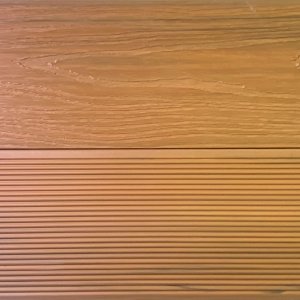 Deck Régua em Wpc Cor Teca 0,406m² (2,90m X 14cm)