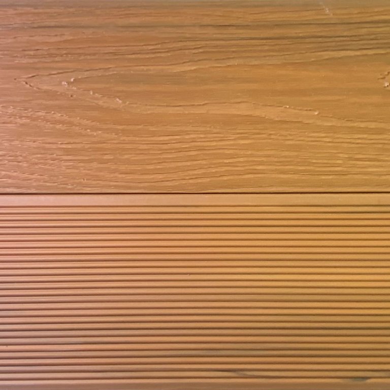Deck Régua em Wpc Cor Teca 0,406m² (2,90m X 14cm)