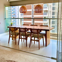 Ver imagem 2 de Mesa de Jantar Rústico Elegante - Madeira Maciça Pequiá - Borda Orgânica