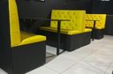 Ver imagem 2 de Conjunto 2 Sofás Booth e 1 Mesa Fixa 1.10m Amarelo e Preto