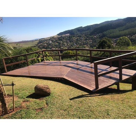 Deck de Wpc Maciço Cx. 5 Peças de 3 Metros 1,5m2:marrom