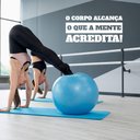 Ver imagem 3 de Adesivo de Parede Frase O Corpo Alcança o Que A Mente Acredita Motivação Academia Pilates Kanto Stor