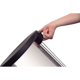 Lixeira Inox com Pedal New Tramontina com Acabamento Polido 20 L - 94538720 - 3