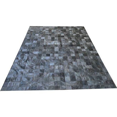 Tapete de couro cinza tingido 2,00x2,50 sem borda pç 10x10cm