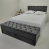 Kit Baú e Cabeceira Estofada Em Capitonê 140x117cm Veludo Na Cor Cinza Escuro Com Botões de Cristal - 2