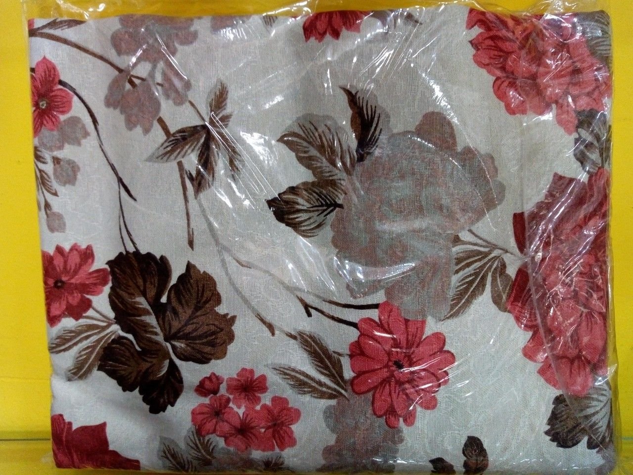 Cortina Curta Meio a Meio 2,80 M X 1,70 M Elegance: Vermelho Floral - 1