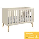 Ver imagem 4 de Dormitório Infantil Theo 3 Portas, Cômoda 6 Gavetas, Berço, Mesa de Canto Areia Fosco com Pés