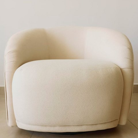 Poltrona Giratória 87cm Heidi Bouclé Suave Bege - Sallar Home
