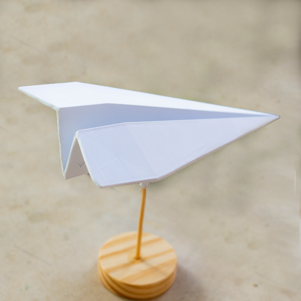 Ornamento decorativo, Aviãozinho de papel - base madeira - 1