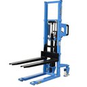 Ver imagem 2 de Empilhadeira Manual Pm 1516 Capacidade 1.500 Kilo e Elevação de 1.600mm - 0201124 - Paletrans