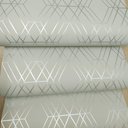 Ver imagem 3 de Papel de Parede Geométrico Cinza Claro Fio Prata Metálico 9,50 M - Coleção Gold - 210680