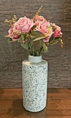 Vaso de Cimento 28cm - Mart Urban Fashion Loft com Buque de Rosas Artificiais - 1