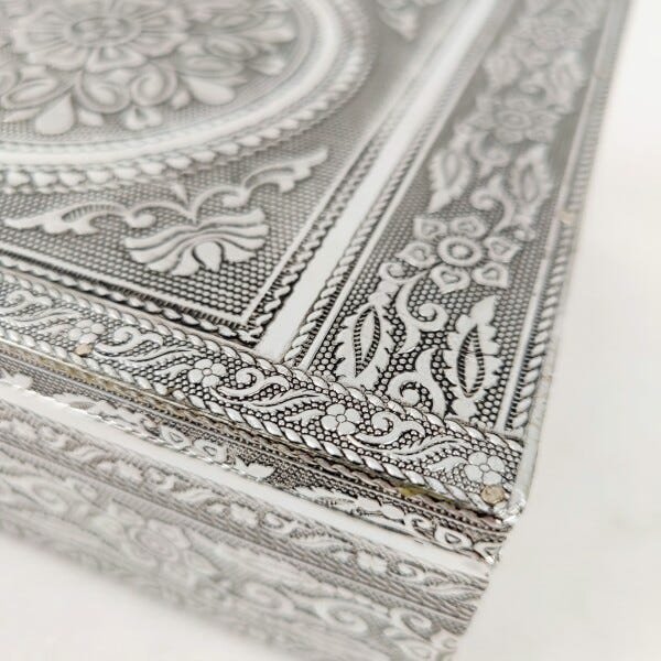 Caixa Decorativa Prata Floral Decoração Enfeite 7x22x17cm - 3