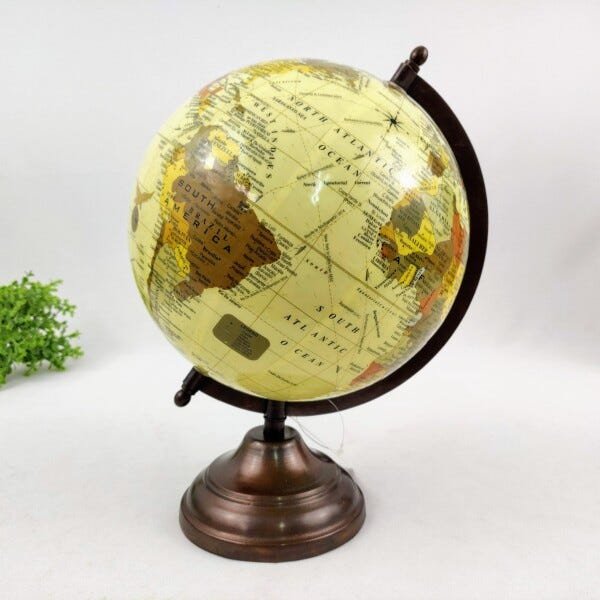 Enfeite Globo Terrestre Decorativo Bege Bronze 30x23x20cm - 2