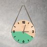 Relógio de Parede Decorativo Adnet Verde Claro com Números em Relevo Médio - 1