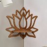 Prateleira Lotus Decorativa Canto de Parede Autocolante em Mdf - 1
