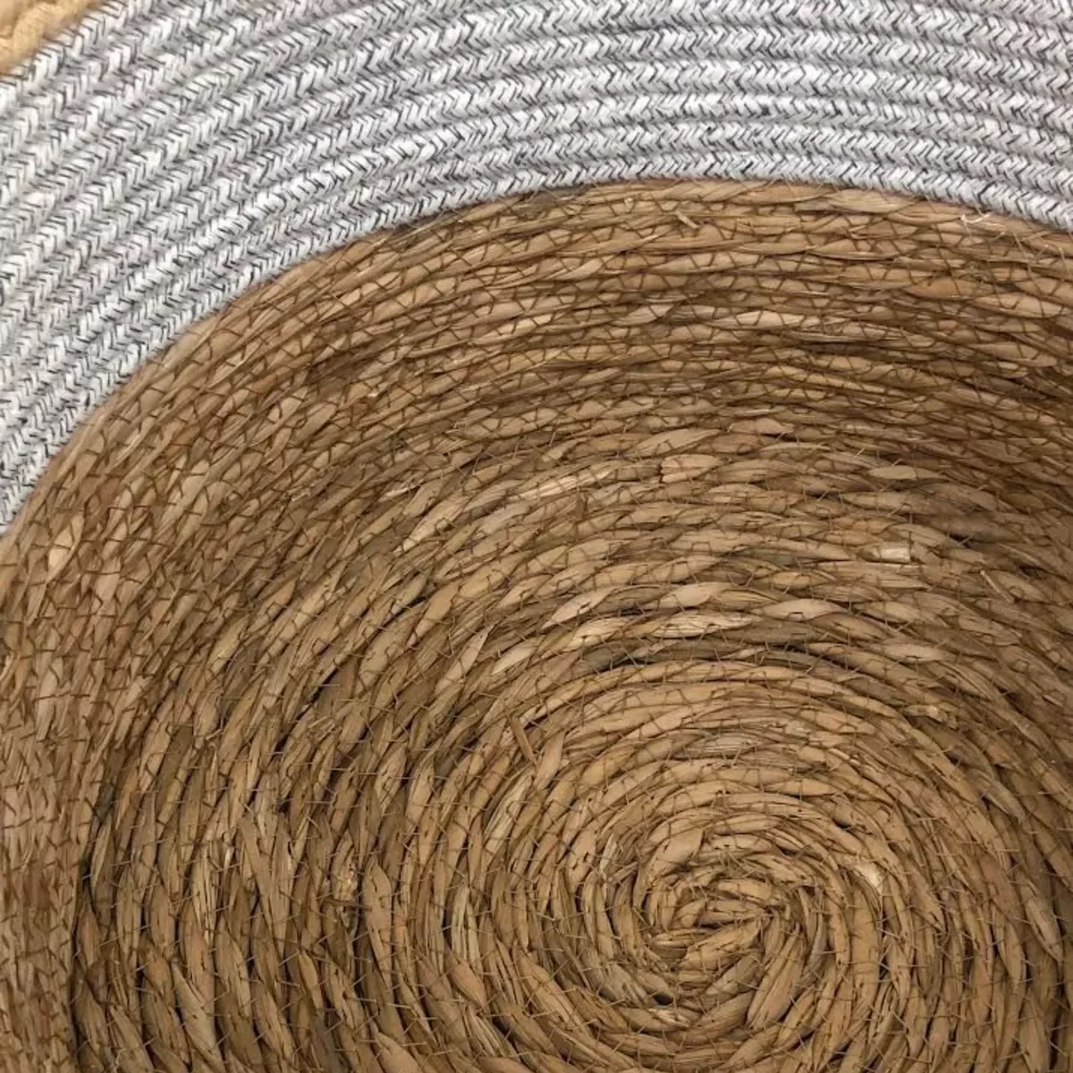 Jogo 3 Cestos Fibra Natural e Algodão Cinza com Palha - 7