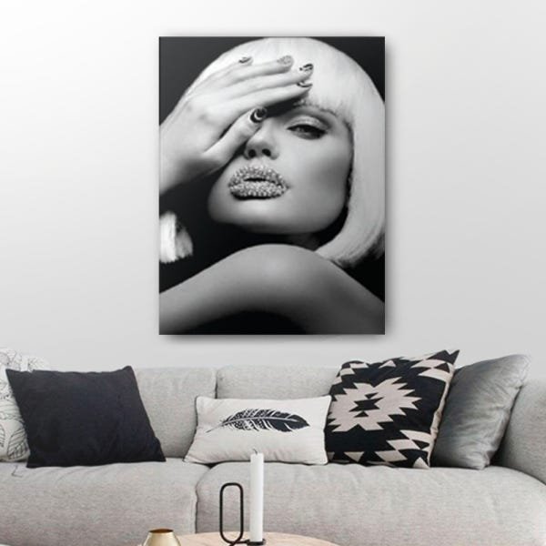 Quadro Decorativo Canvas Mulher Loira Boca Pérola 136x86cm - 1
