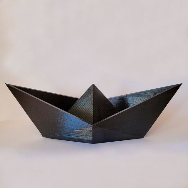 Barco de papel / escultura - Preto - GG - 2