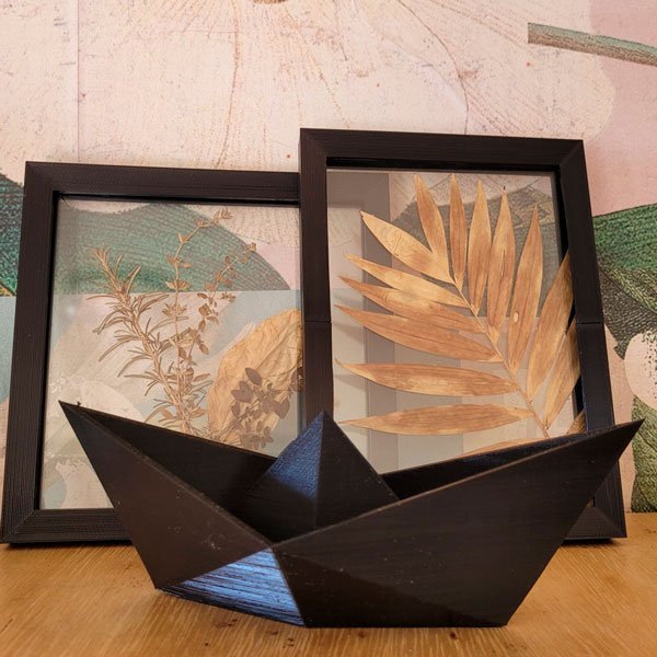 Barco de papel / escultura - Preto - GG - 3