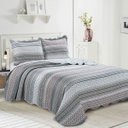 Ver imagem 1 de Colcha Patchwork - Casal - Dupla Face - com Porta Travesseiros - Lazare - Camesa